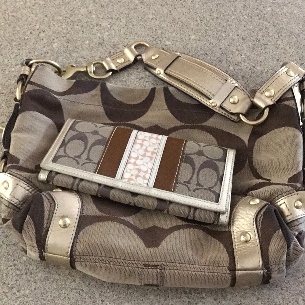 Coach Purse and wallet for Sale!